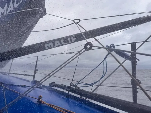 À bord de MACIF Santé Prévoyance. 